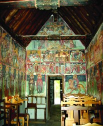 Интерьер базиликального храма Преображение Господне в Палехори. XVI век. Охраняется ЮНЕСКО.