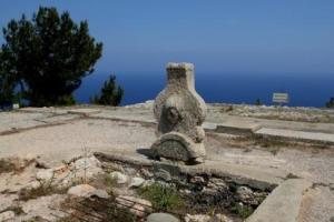 ДВОРЕЦ В ВУНИ